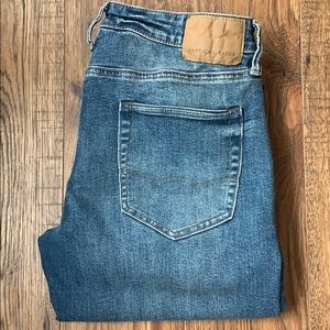 Men’s American eagle jeans